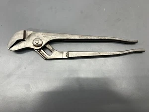 (K) VINTAGE CHANNELLOCK MEADVILLE PA 420 9" TONGUE GROOVE PLIERS PAT LOGO - USA - Picture 1 of 5