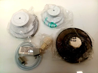 FoodSaver Vacuum Seal Container Lid Lot of 5 Pieces  NEW - Image 1 of 2