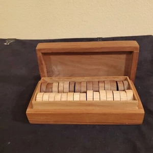 30 Legno Naturale - Backgammon/Dama DUE TONI - Trucioli 1,4 pollici - Foto 1 di 12