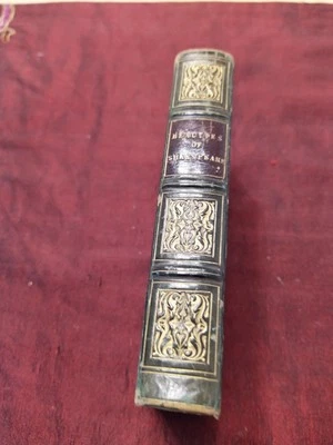 BEAUTIES OF SHAKESPEARE..FINE FULL LEATHER BINDING MINIATURE BOOK.PUBLISHED 1824 - Image 1 of 4