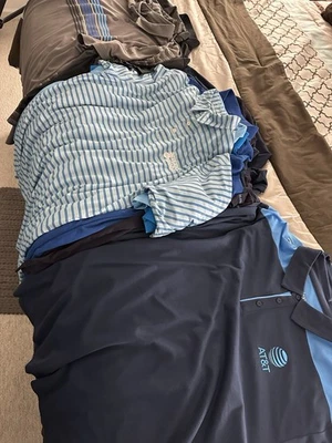 LOTE: Diecinueve (cantidad 19) polos uniformes AT&T - venta al por menor y negocios (usados) Foto 1 de 4