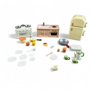 Sylvanian Families Calico Kitchen Set Cooker Fridge Sink Pots Pans Spares 30 pcs - Picture 1 of 13