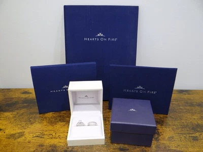 Hearts on Fire 18k White Gold 1.66ct Round Diamond Bridal Set Engagement Ring  - Image 1 of 4