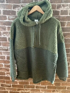 NEW VICTORIA'S SECRET PINK SMALL VARSITY SHERPA HALF ZIP PULLOVER GREEN OVERSIZE - Picture 1 of 2
