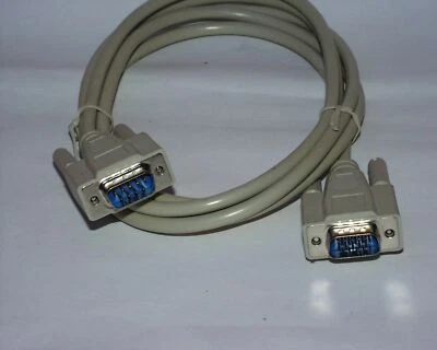 Monitorkabel 9-polig Stecker auf 15-polig Stecker - Bild 1 von 3