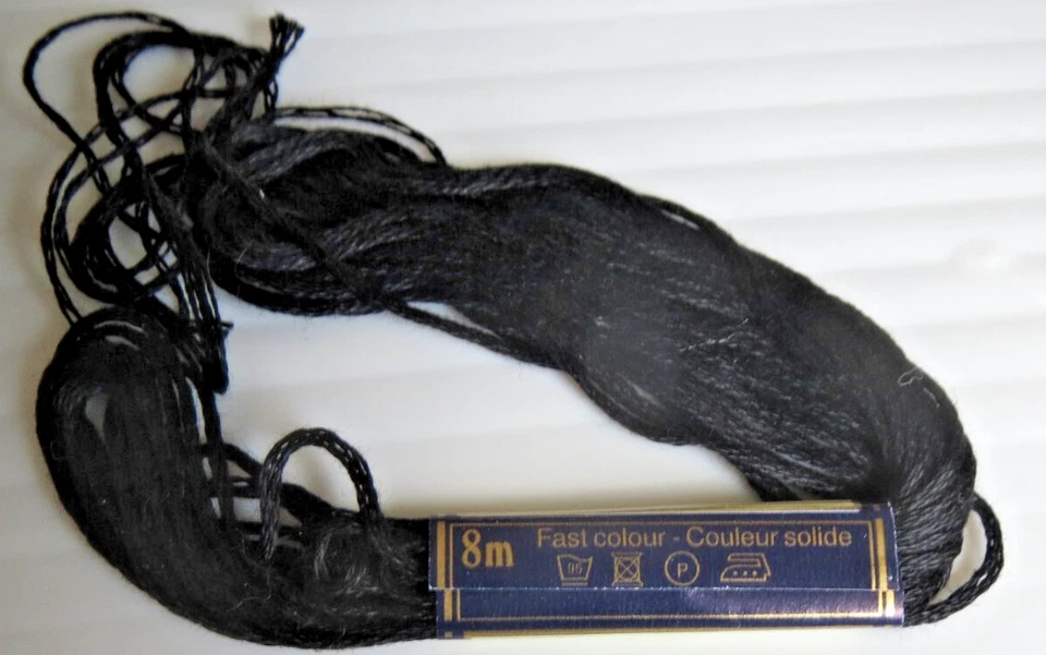 Anchor 6-strand Embroidery Floss 8.75yd Black 719269005328