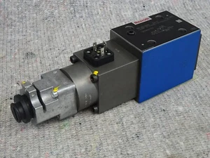 REXROTH 0811403001 4WRP 10 EA63S-1X/G24Z4/M - Picture 1 of 6