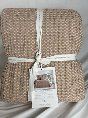 NEW Levtex Home Mills Waffle Blush Full Quilt Set Rose - Image 1 of 3