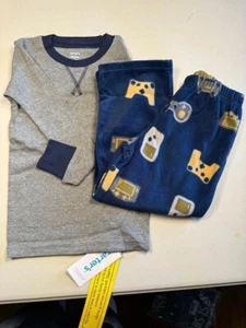 Carter’s Kids Matching Pajamas size 4T - Picture 1 of 5