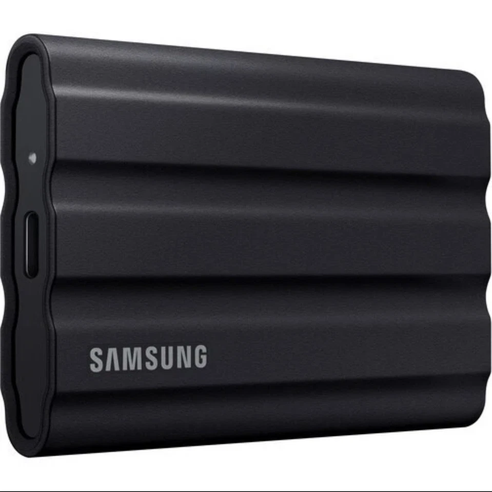 SSD externo Samsung T7 Shield 2 TB USB 3.2 Gen2 resistente IP65 - negro Foto 1 de 1