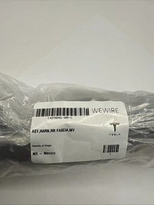 2020-2025 Tesla Model Y Rear bumper wiring harness OEM 1489046-00-C NEW - Picture 1 of 4