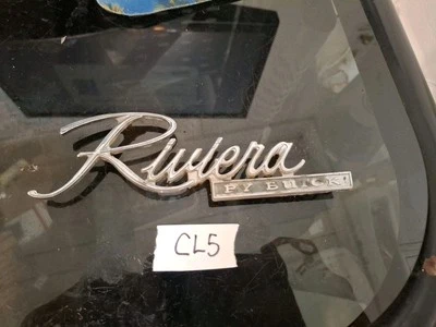 老式 1972 年 BUICK RIVIERA TRUNK LID EMBLEM 原始设备制造商 9875824 通用 — 第 1/4 张图片
