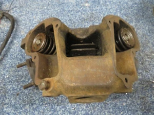 bsa b33 m33 500cc cylinder head with valves springs - Picture 1 of 8