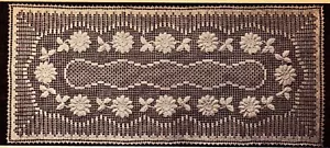 VINTAGE Daisy Wreath Buffet Scarf Runner Doily/Crochet Pattern INSTRUCTIONS ONLY - Picture 1 of 2