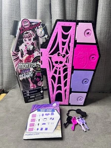 Monster High Skulltimate Secrets Draculaura Fearidescent Leer Schließfach Schlüssel - Bild 1 von 12