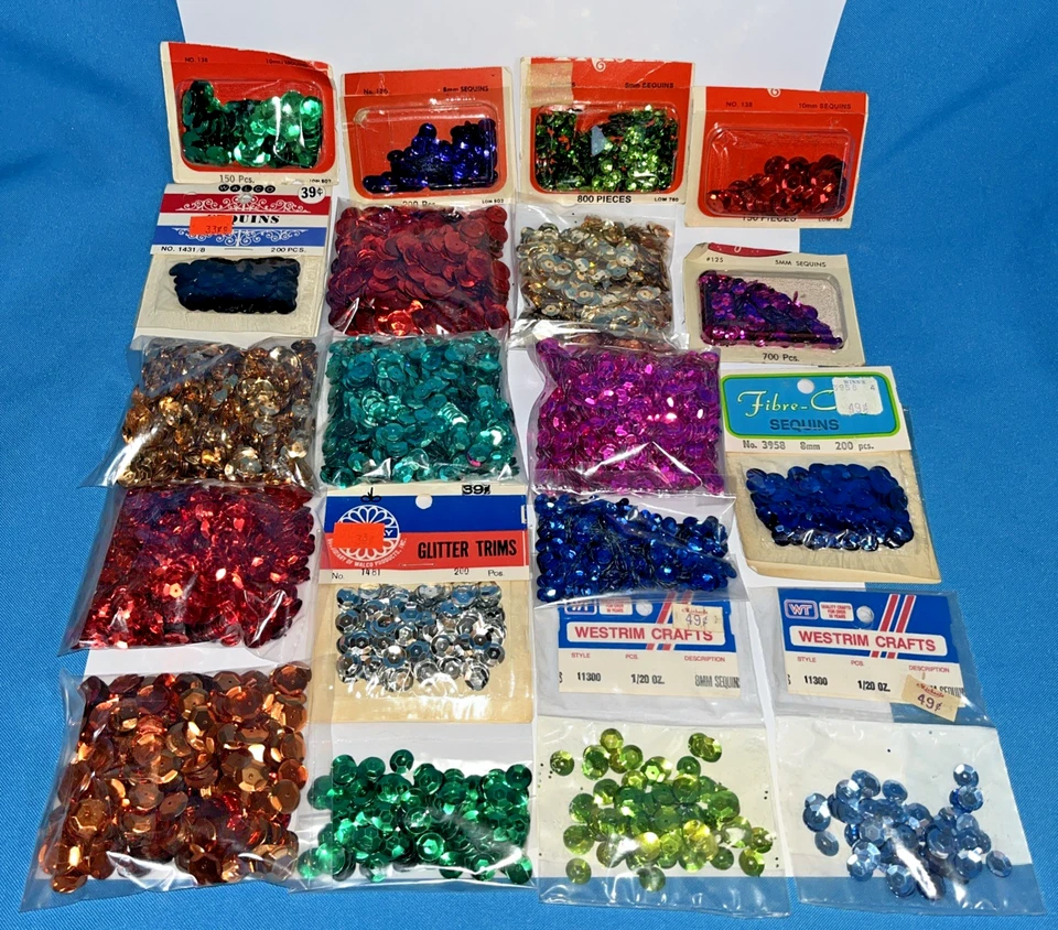 Lantejoulas mistas vintage para costura artesanal cores sortidas, tamanhos - Imagem 1 de 2