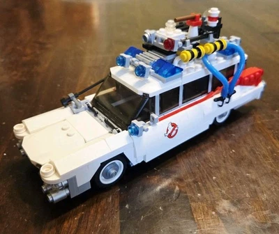 LEGO Ideas: Ghostbusters Ecto-1 (21108) solo coche Foto 1 de 4