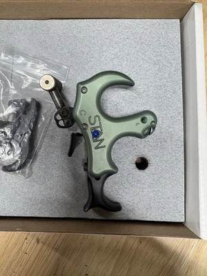 Stan OnneX Clicker Thumb Release Sage w/ Long Post Thumb Extra Large 8473 - Image 1 of 4