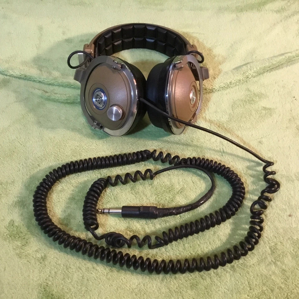 Fones de ouvido profissionais KOSS PRO 4AAA vintage - bronzeado [testado] - Imagem 1 de 4