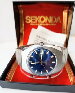 Vintage Mens Sekonda Automatic Date Watch 30 Jewels USSR New Old Stock 70's - Zdjęcie 1 z 16