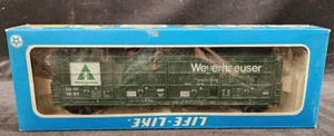 Life-Like HO Scale Weyernaeuser Box Car - Picture 1 of 14
