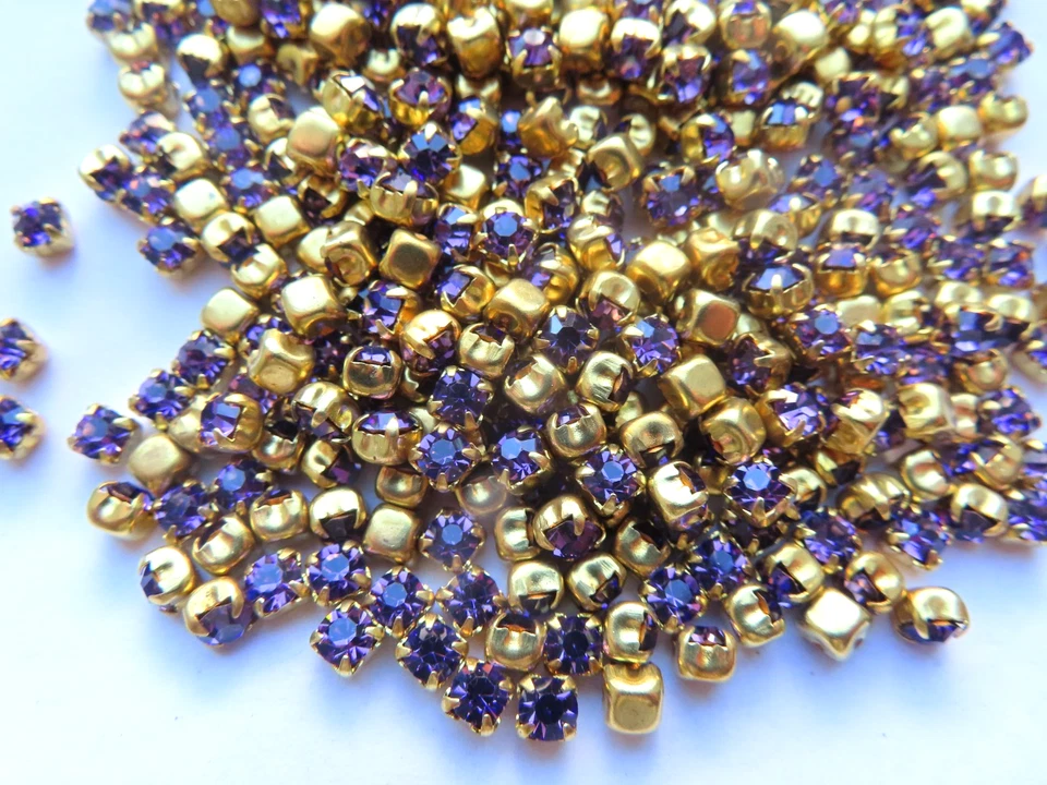 350 pedrería Swarovski 32pp cardinal (color retirado)/ajustes de latón. Foto 1 de 1