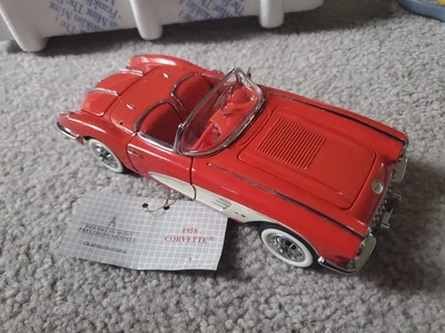 Franklin Mint "The Garage" 1958 Corvette Red 1/24 Scale Diecast Model Car - Image 1 of 4