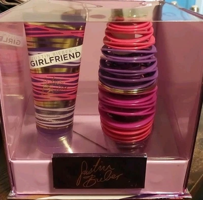 Justin Bieber Girlfriend Juego de Regalo 3.4oz Spray + 3.4oz B/Loción + 3.4oz S/Gel Nuevo en Caja Foto 1 de 3