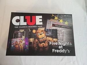 Five Nights at Freddy's CLUE Brettspiel 2018 Brandneu! FNAF.  Kleiner Kartonschaden. - Bild 1 von 9