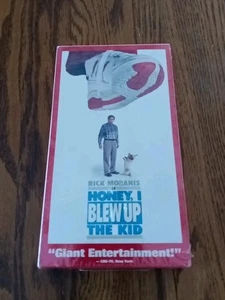 RARE/SEALED "Honey I Blew Up The Kid" VHS BVHV Stamp Walt Disney Rick Moranis - Picture 1 of 3