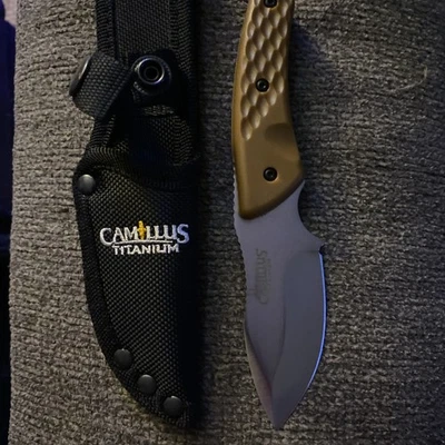 Camillus Fixed Blade Titanium Knife w/sheath - Image 1 of 4