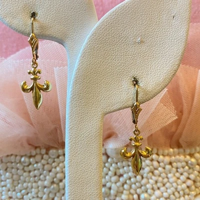 Vintage 10K and 14K Yellow Gold Fleur De Lis Dangle Leverback Earrings Old Money - Image 1 of 4