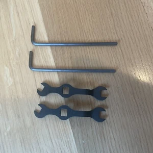 Meccano Spanners & Allen Key - Picture 1 of 2