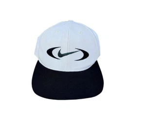 Vintage Nike Swoosh White / Black / Green Snapback - Picture 1 of 4