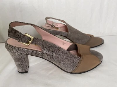 TARYN ROSE PORTULA Tan Open Toe Heels Sz 9.5 M - Image 1 of 4