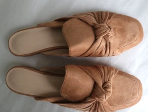 Damen Pantoletten Flats Wildleder Schleife Rückenfrei Loafer Khaki Braun Größe 8,5 - Bild 1 von 11