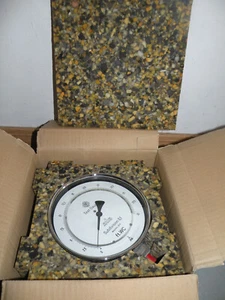 McDaniel Pressure Gauge 0-30 ft.WC 0.1 Subdivision 0.25% Accuracy 1/4"NPT YTN - Picture 1 of 7