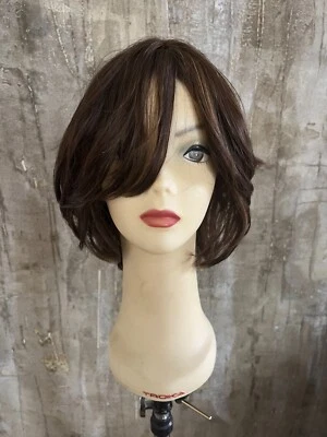 100% EUROPEAN PROCESSED HUMAN HAIR 13" BROWN WITH BLOND STREAKS - Image 1 of 4