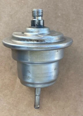 BOSCH Fuel Accumulator 0438170055 Mercedes Benz 560SL 560SEL 560SEC 420SEL R129 - Image 1 of 2