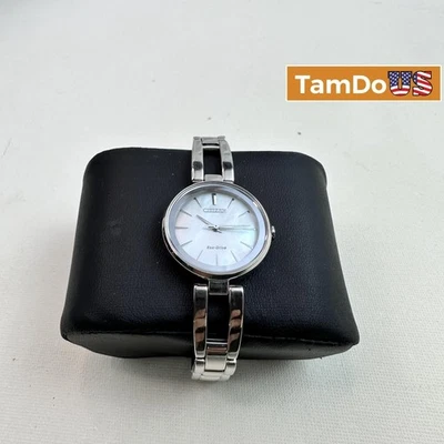 Reloj Citizen $350 Eco-Drive Axiom Mujer, Acero Inoxidable, Diseño Minimalista Foto 1 de 4