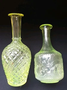 CHIC LOT DE 2 ANCIENNES CARAFES À LIQUEUR EN OURALINE  - Foto 1 di 12