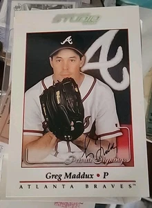 2001 Donruss Studio Greg Maddux Auto SP Private Signings 5x7 Limited To 200 - Picture 1 of 5