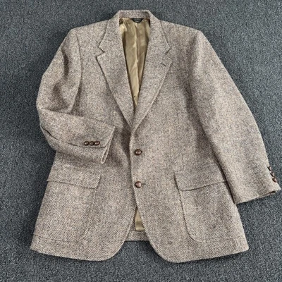 Vtg Harris Tweed Blazer Size 42r Brown Harringbown Scottish Wool Leather Button - Image 1 of 4
