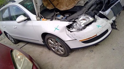 Seat Belt Front Bucket Seat Driver Retractor Fits 09-17 CC 5209796 - Image 1 of 4