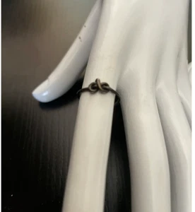 Antique Ring size 4.5 - Picture 1 of 4