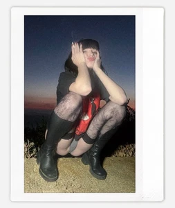 Instax Wide Photo Print of Art Pinup Model Ariah - Bild 1 von 1