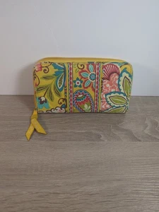 Vera Bradley Geldbörse umlaufender Reißverschluss gelb provenzalische Blumen Brieftasche Kartenetui - Bild 1 von 9