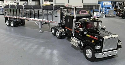 1/64 DCP / FIRST GEAR MACK MAGNUM SUPERLINER WITH TIPPING TRAILER 60-2021 — 第 1/4 张图片