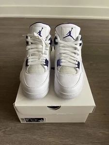 Größe 8,5 - Jordan 4 Retro Mid Purple Metallic - Bild 1 von 4