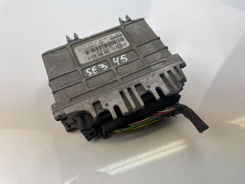 Centralina motore VW GOLF III 1H1 3A0907311A 0261203592 ECU 1992 17210587 - Immagine 1 di 4
